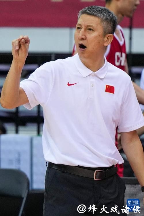 上海媒体质疑郭士强用人，球迷点赞高诗岩表现，胡明轩状态不佳