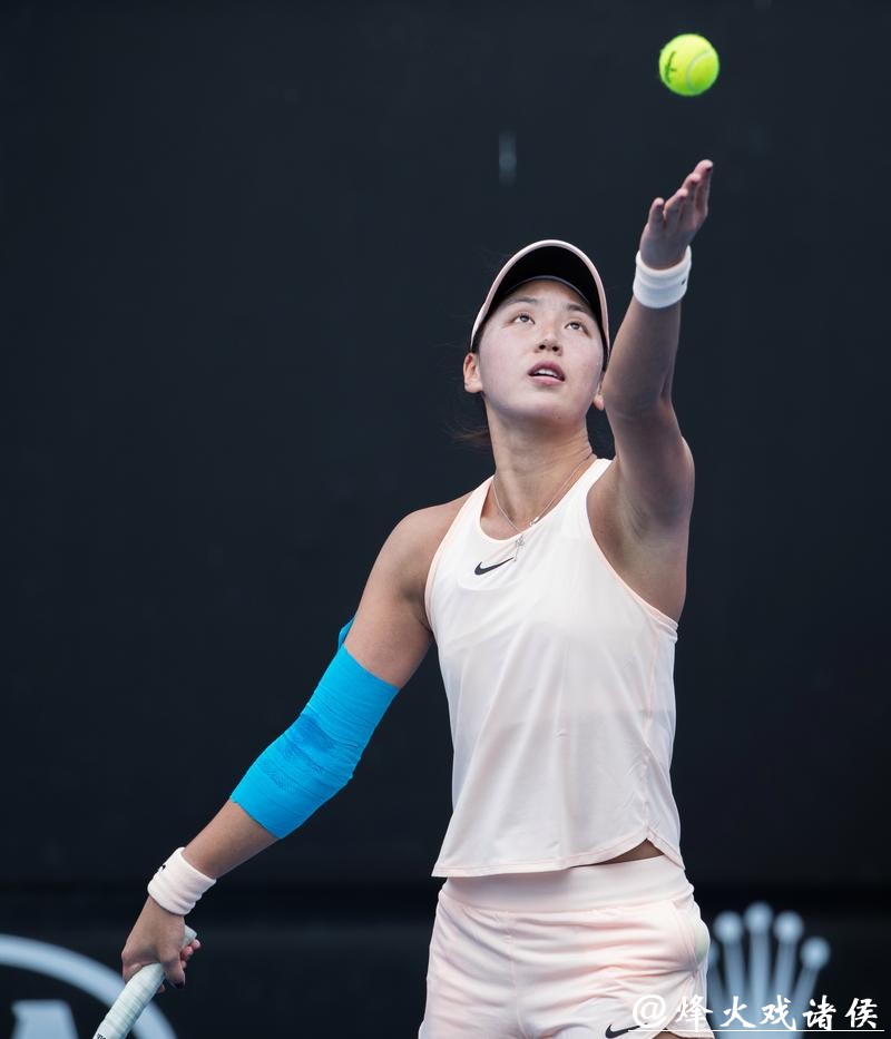 王欣瑜单场比赛轰出10记ACE,澳网取得开门红 王欣瑜单场比赛轰出10记ACE,澳网取得开门红