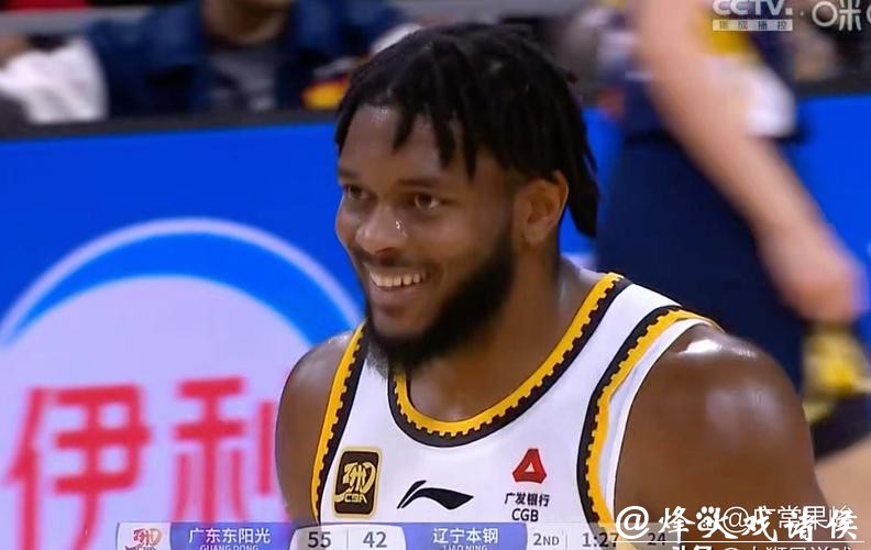辽宁队惨遭大败?不!辽宁队明显有进步了,上赛季输广东队44分,这赛季输广厦队仅输了32分,表现已经趋于稳定 辽宁队惨遭大败?不!辽宁队明显有进步了,上赛季输广东队44分,这赛季输广厦队仅输了32分,表现已经趋于稳定